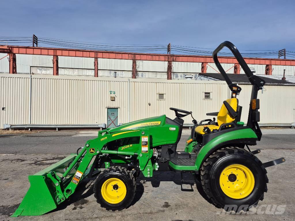John Deere 2025 R Traktorid