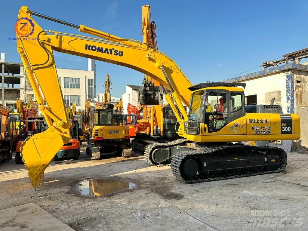 Komatsu PC 300 Roomikekskavaatorid
