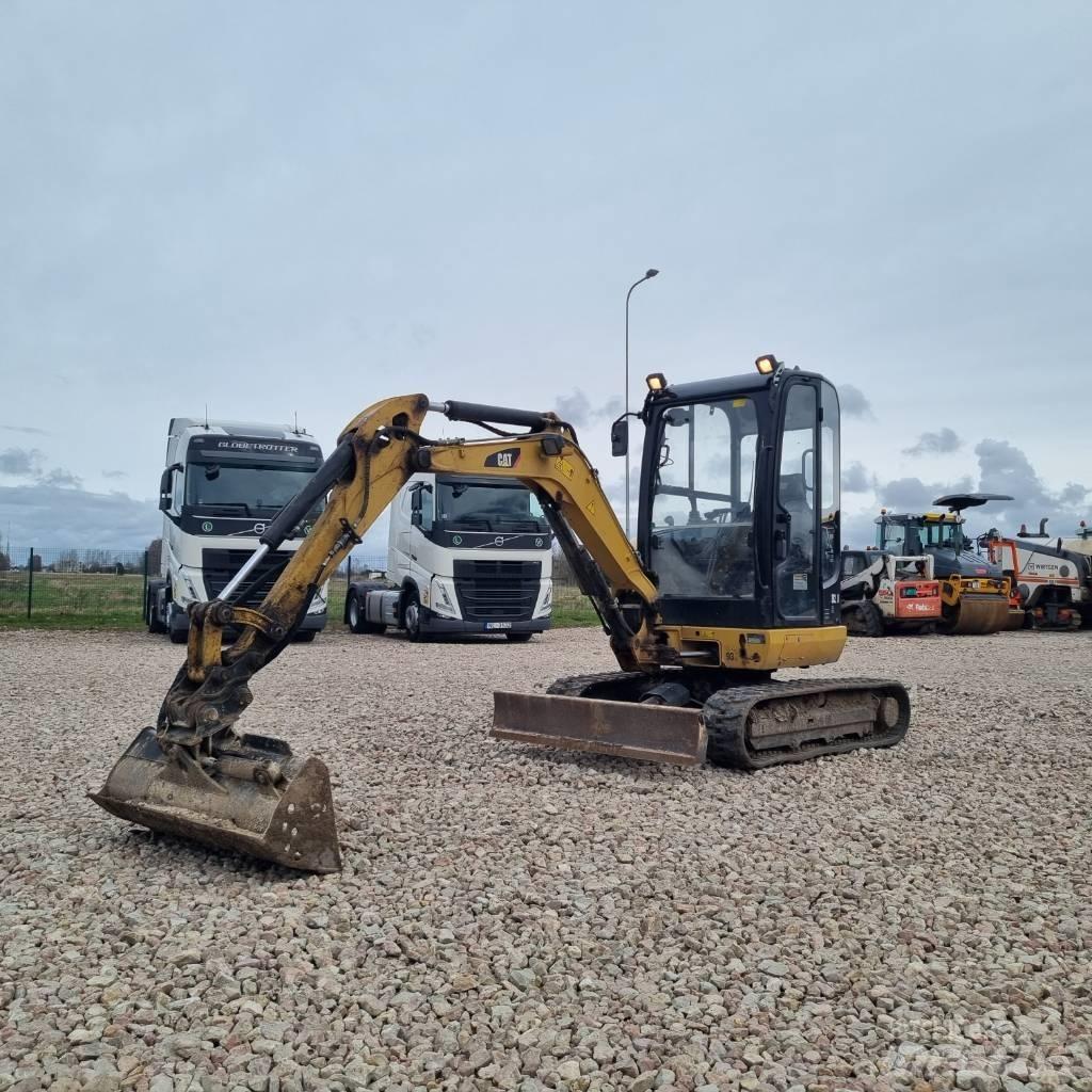 CAT 302.7 D CR Miniekskavaatorid < 7 t