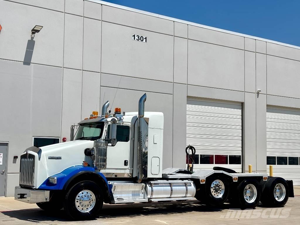 Kenworth T 800 Sadulveokid