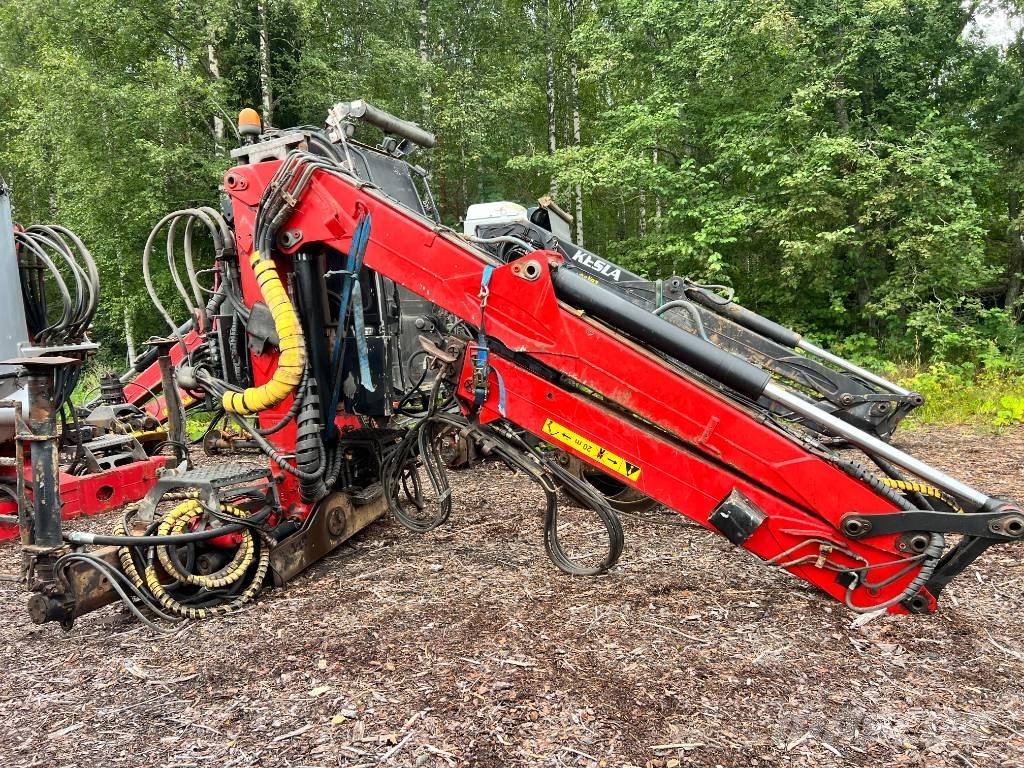 Jonsered 1080 ST Metsatõstukid