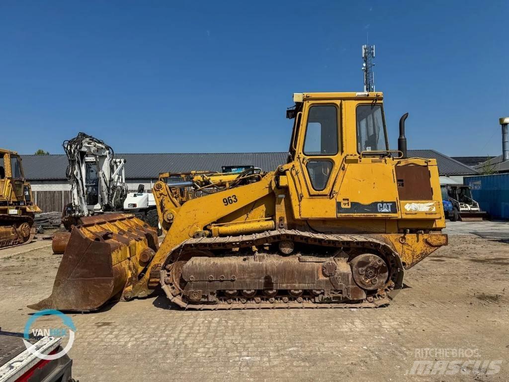 CAT 963 Roomiklaadurid