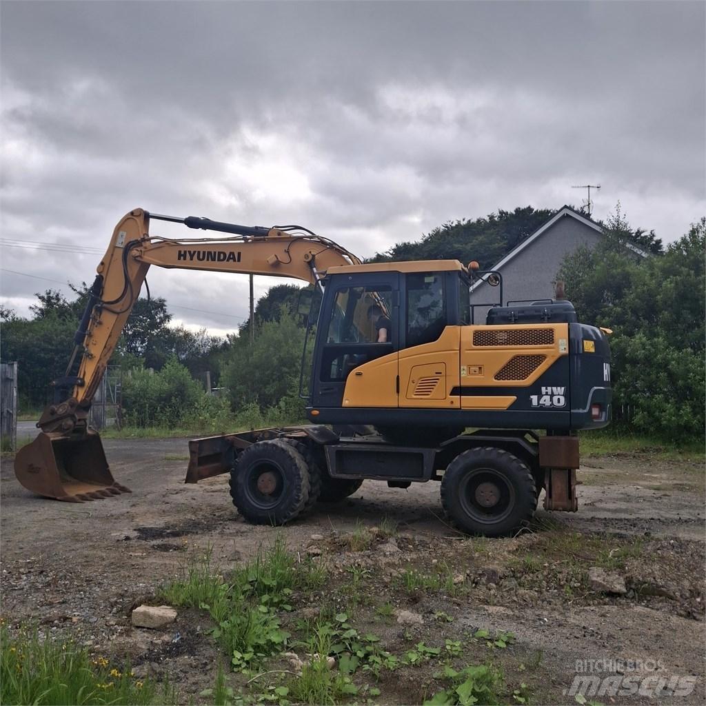 Hyundai HW 140 A Ratasekskavaatorid