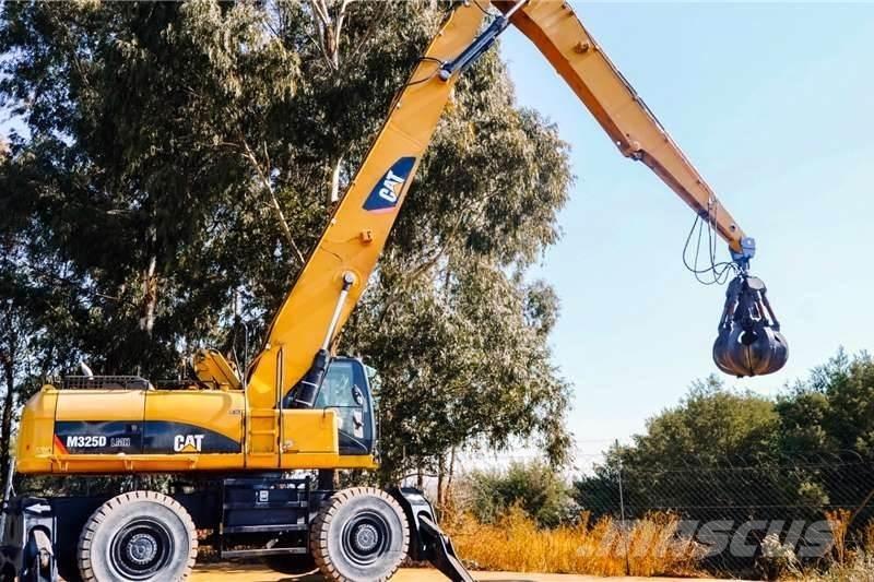 CAT M325 Miniekskavaatorid < 7 t