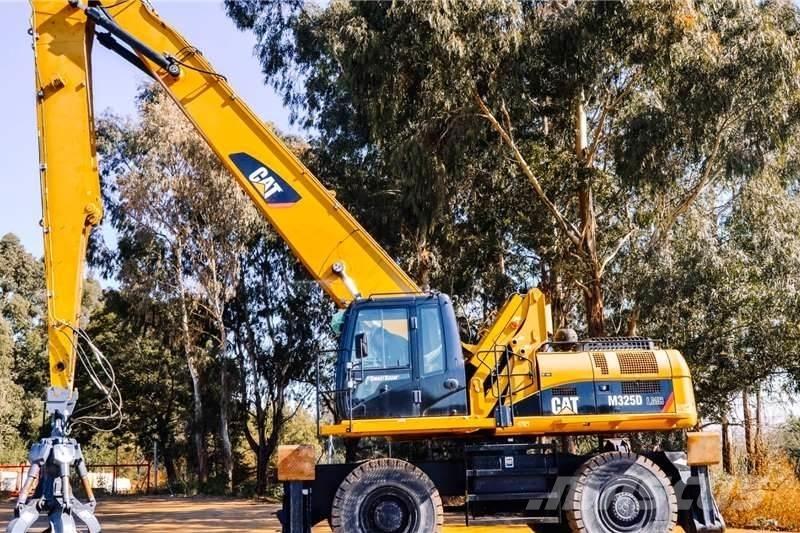 CAT M325 Miniekskavaatorid < 7 t