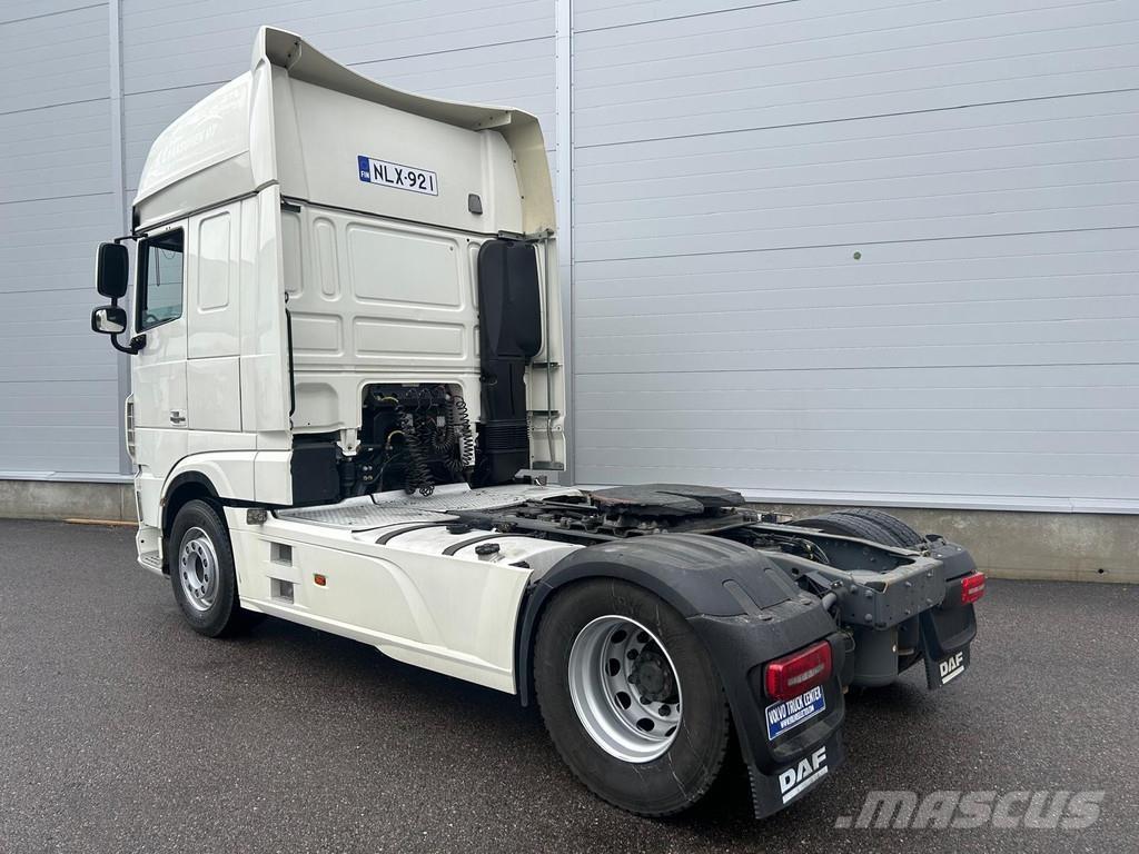 DAF XF Sadulveokid