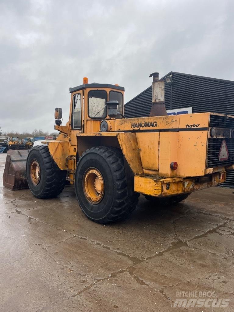 Hanomag 66c Rataslaadurid