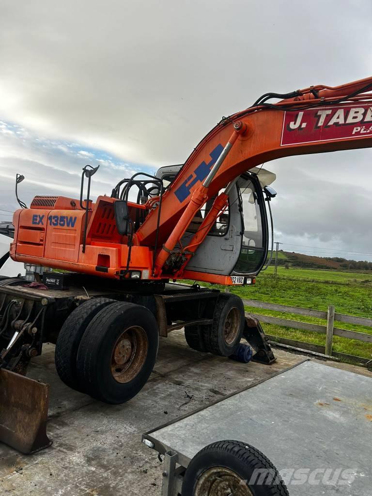Hitachi EX 135 W Ratasekskavaatorid