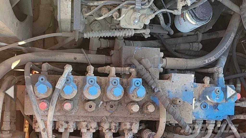 Hitachi EX 135 W Ratasekskavaatorid