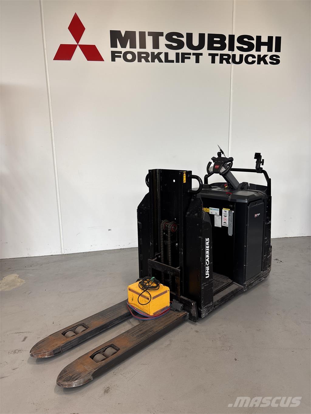 Atlet OEH120 Madalkomplekteerimistõstuk