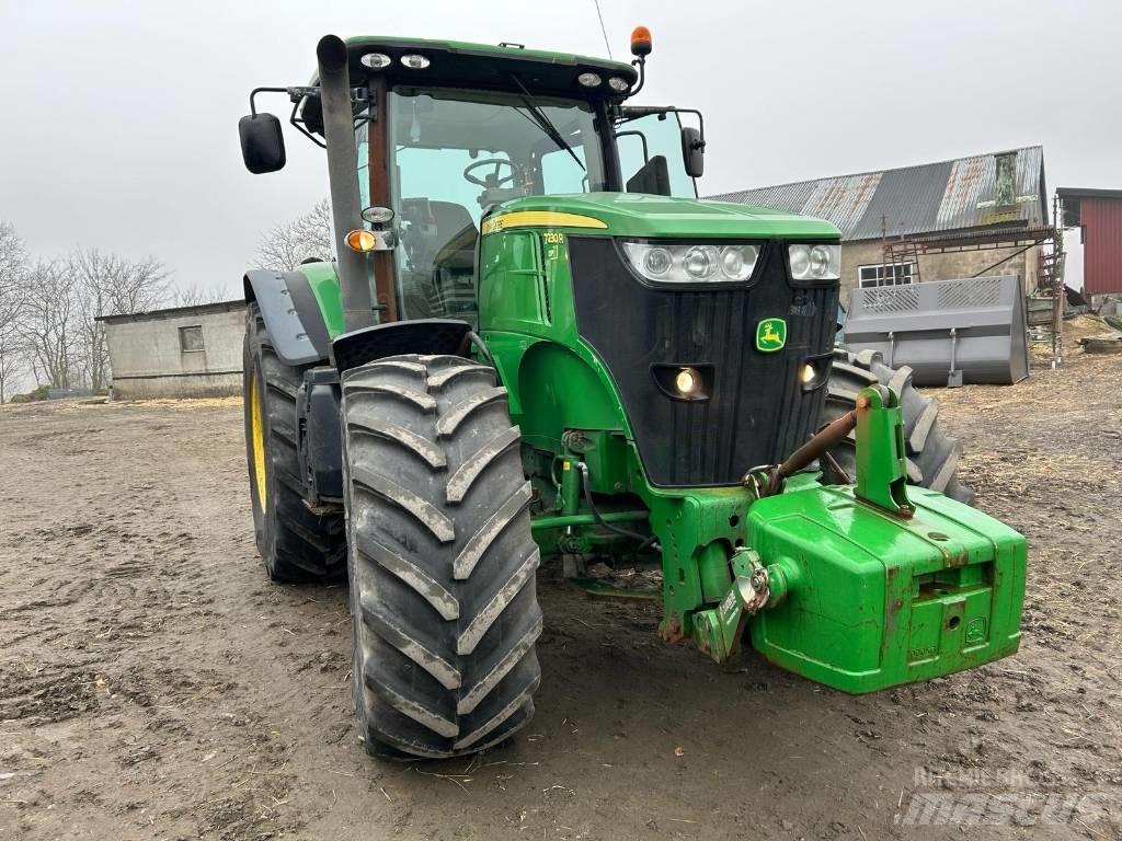 John Deere 7230 R Traktorid