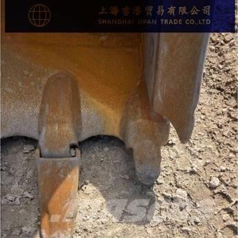 CAT 320 D Roomikekskavaatorid