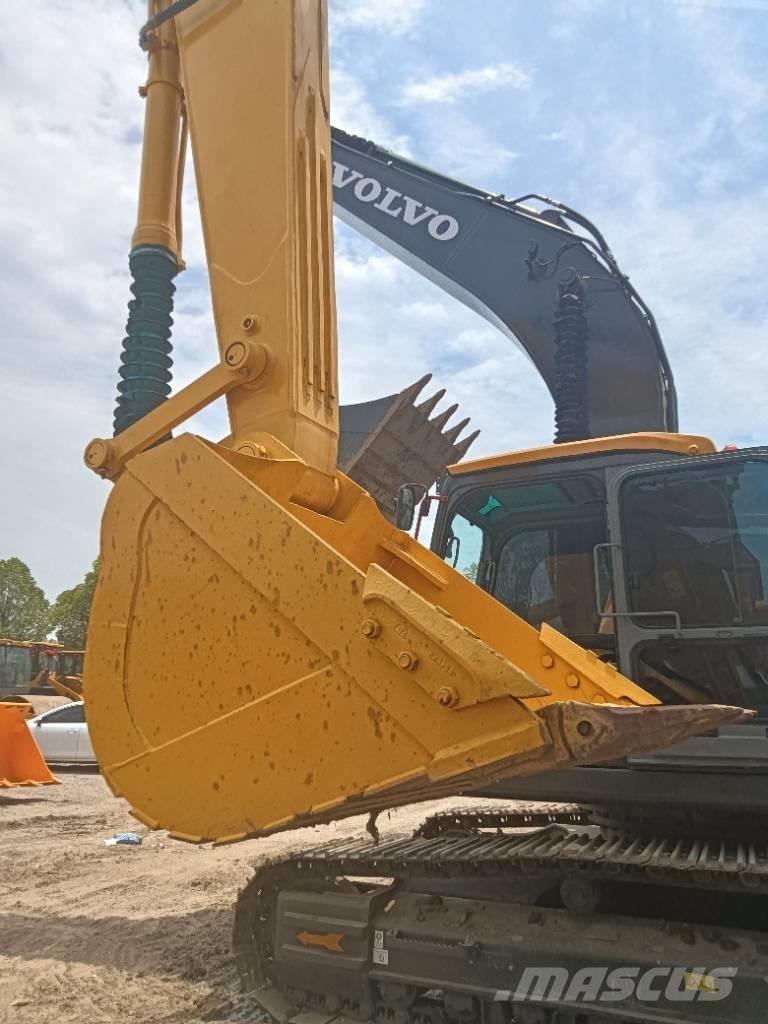 Komatsu PC 350 Roomikekskavaatorid
