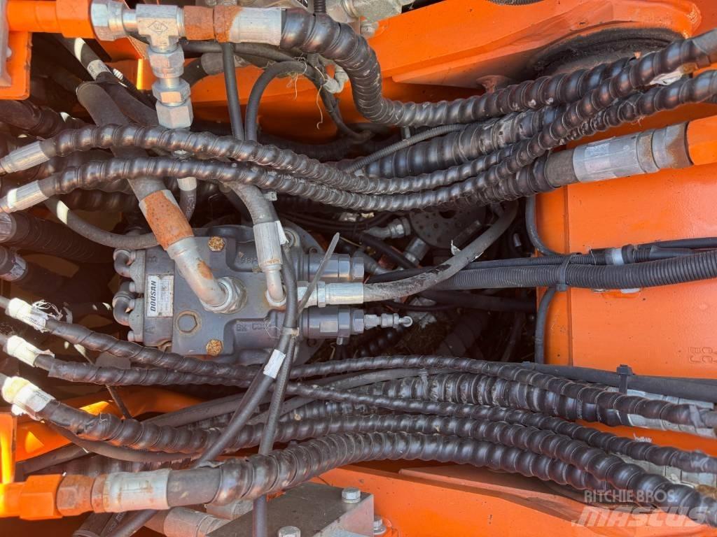 Doosan DX 170 W Ratasekskavaatorid