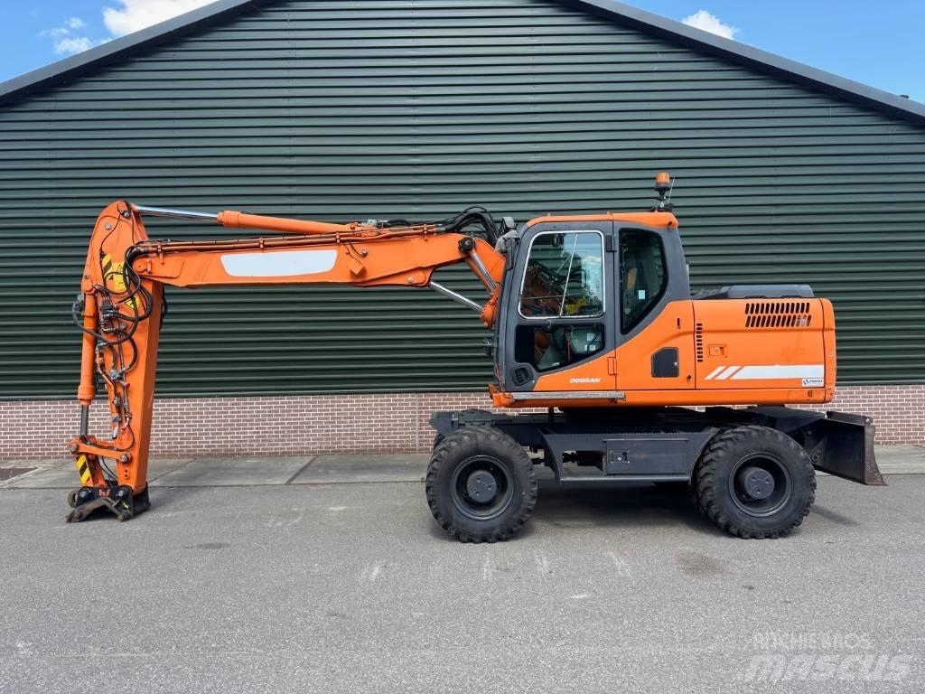 Doosan DX 170 W Ratasekskavaatorid