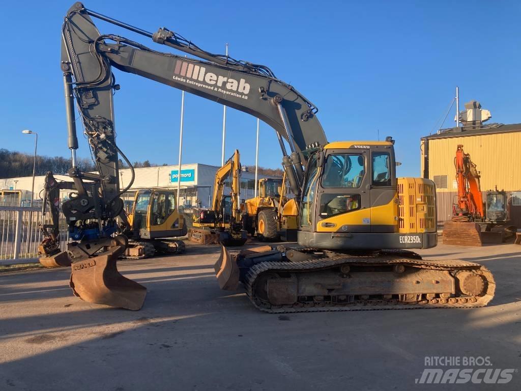 Volvo ECR 235 D Roomikekskavaatorid