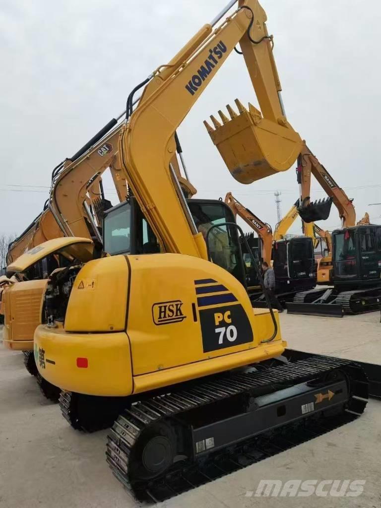 Komatsu 70-8 Roomikekskavaatorid