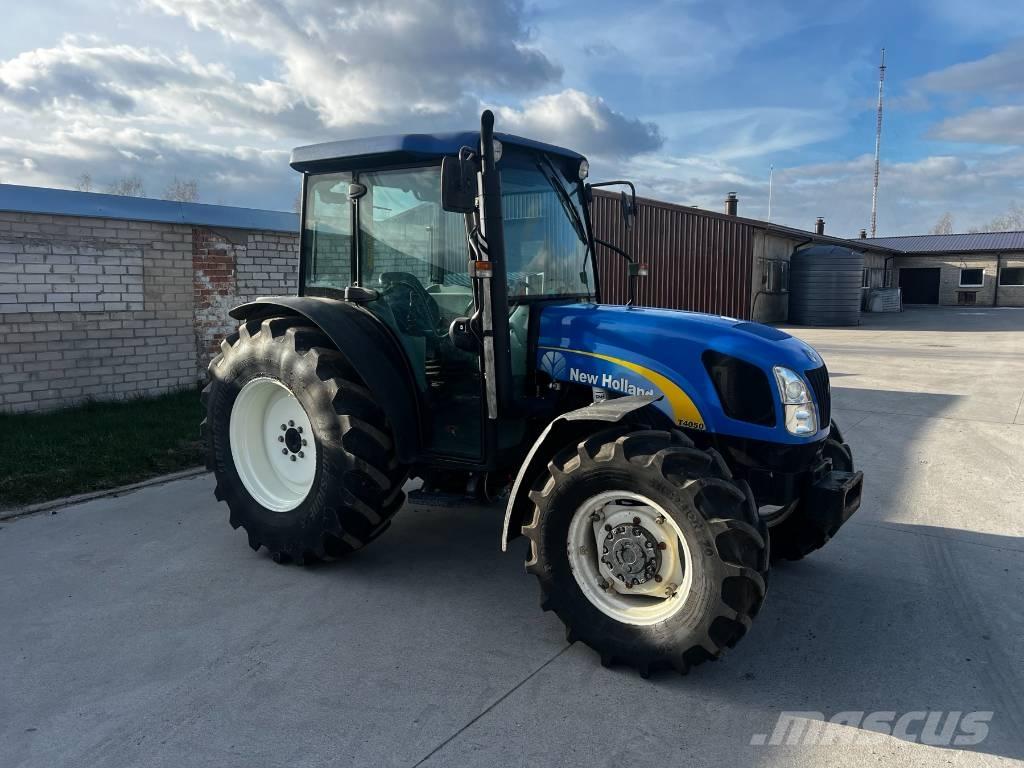 New Holland T 4050 Traktorid