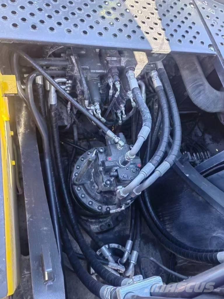 Volvo 290 Roomikekskavaatorid