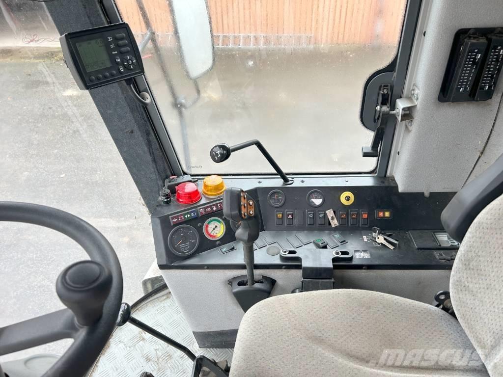 Sampo Rosenlew 2095 Teraviljakombainid