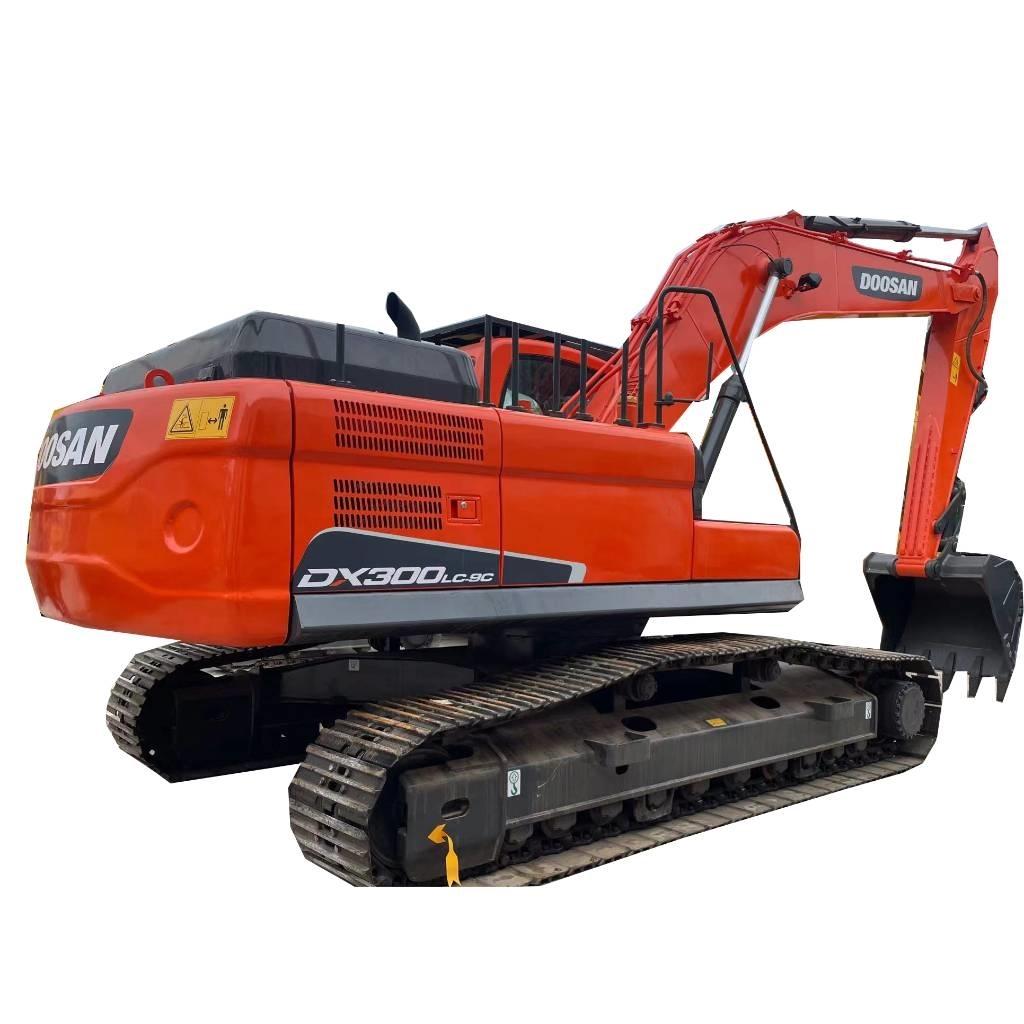 Doosan DX 300 LC Väikeekskavaatorid 7t-12t