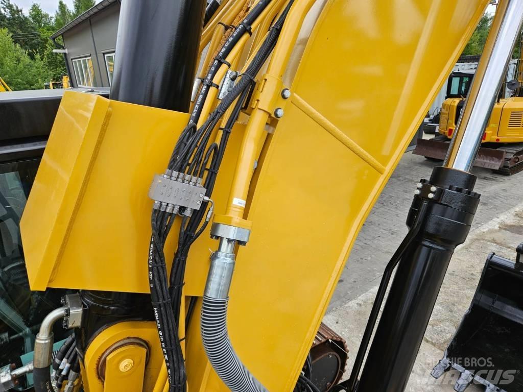 CAT 326-07 Roomikekskavaatorid