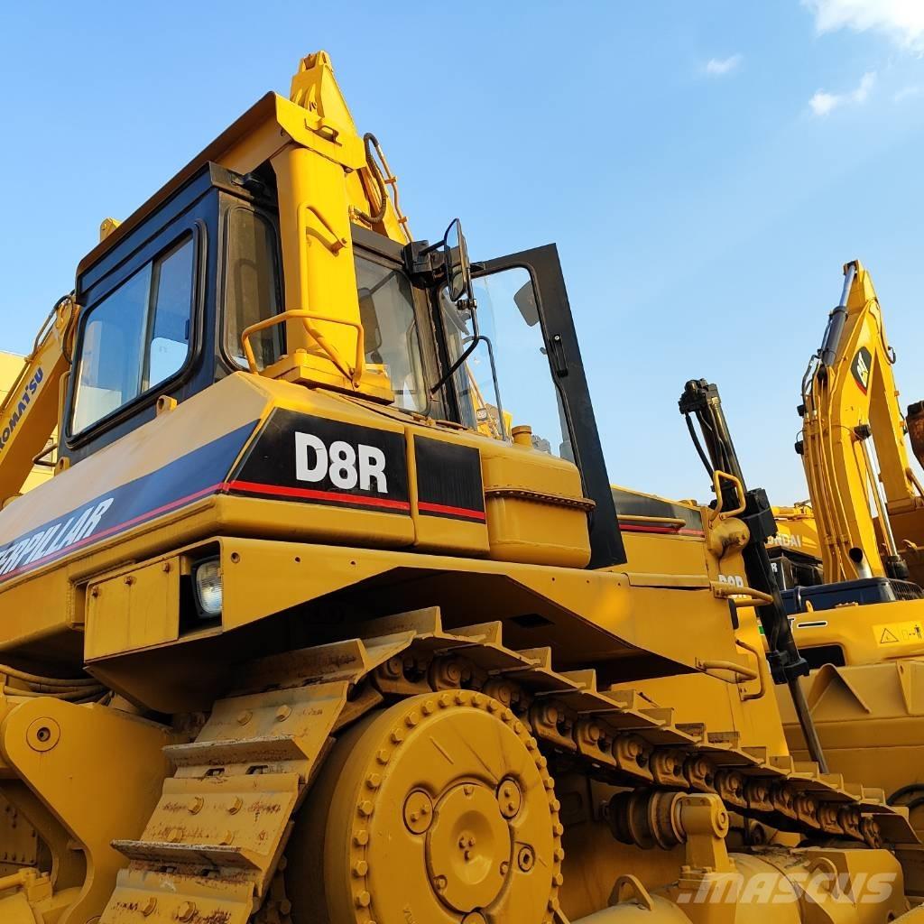 CAT D 8 R Buldooserid