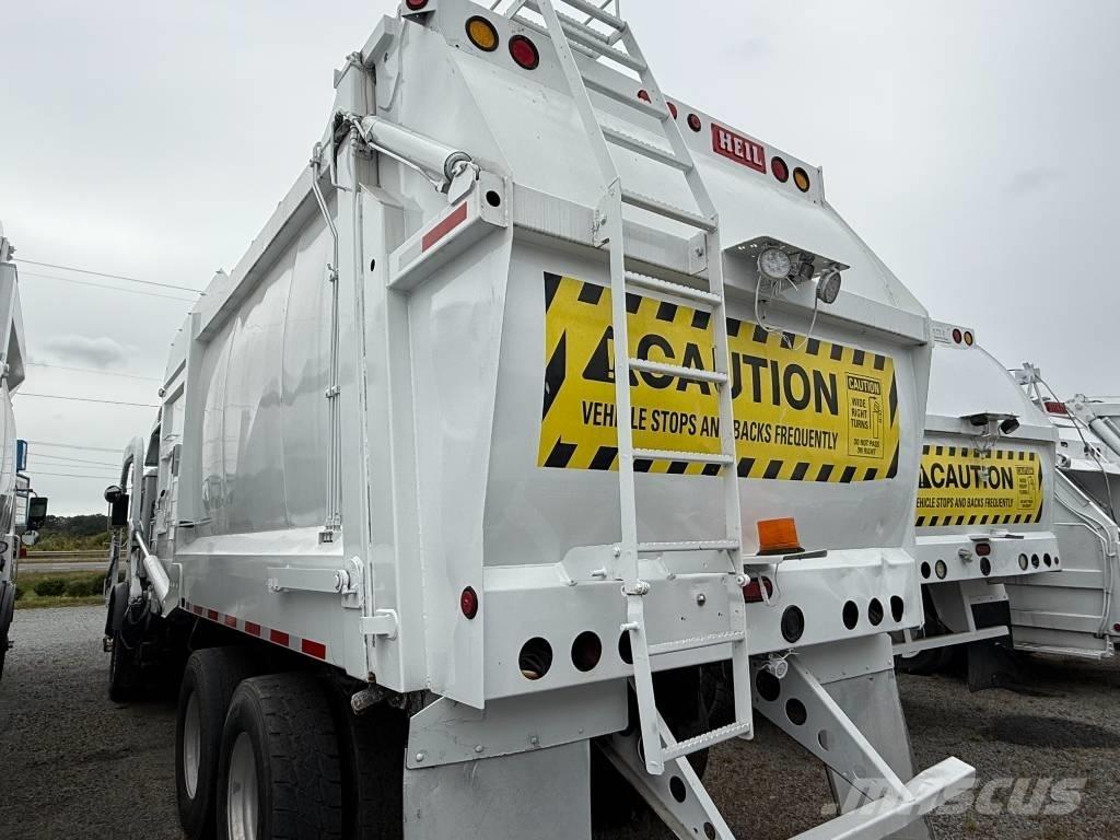 Mack MRU 613 Prügiautod