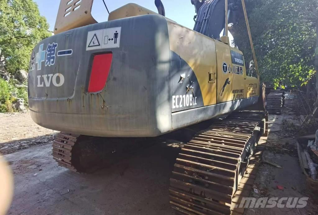 Volvo EC210BLC Roomikekskavaatorid