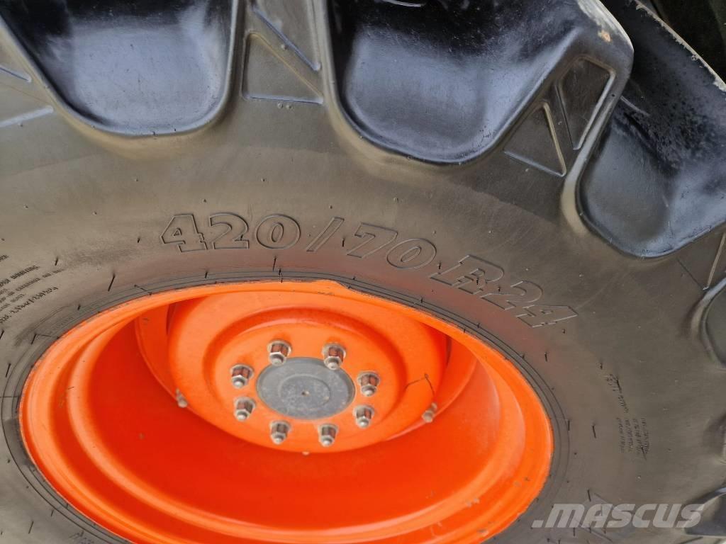 Kubota M 135 GX Traktorid