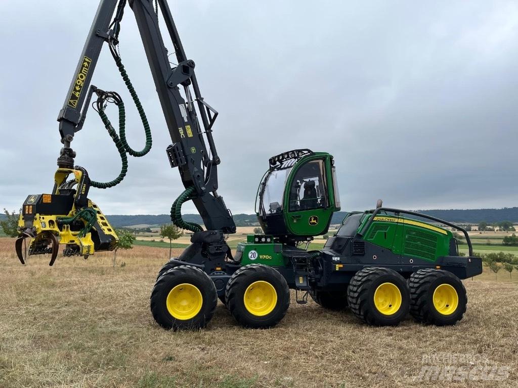 John Deere 1170G Harvesterid