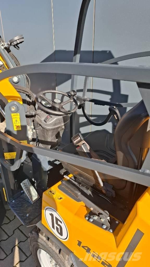 Schäffer 1422 Väikelaadurid