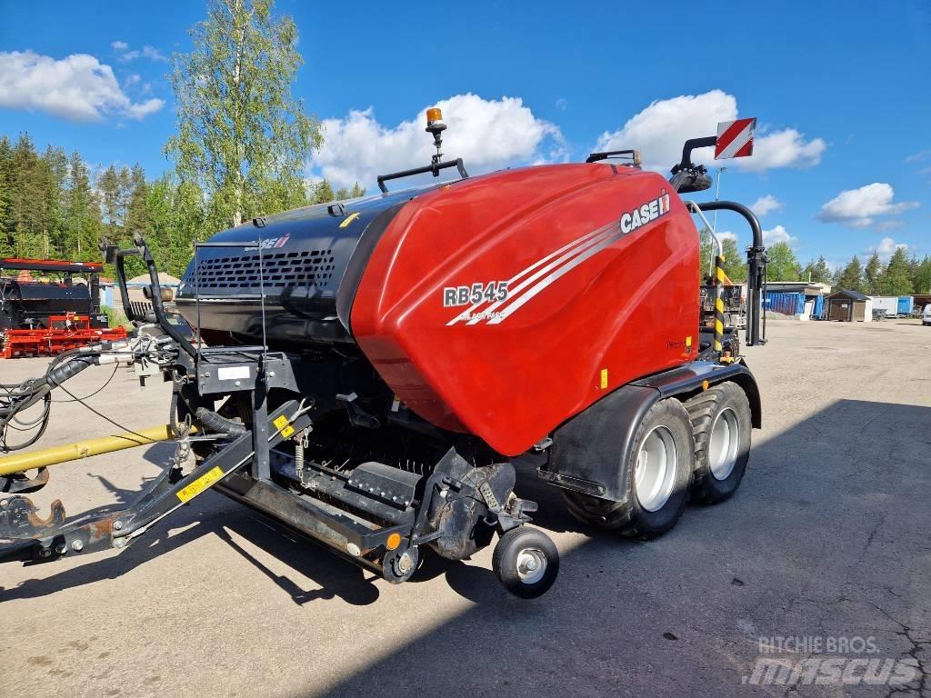 Case IH RB 545 Ruloonpressid