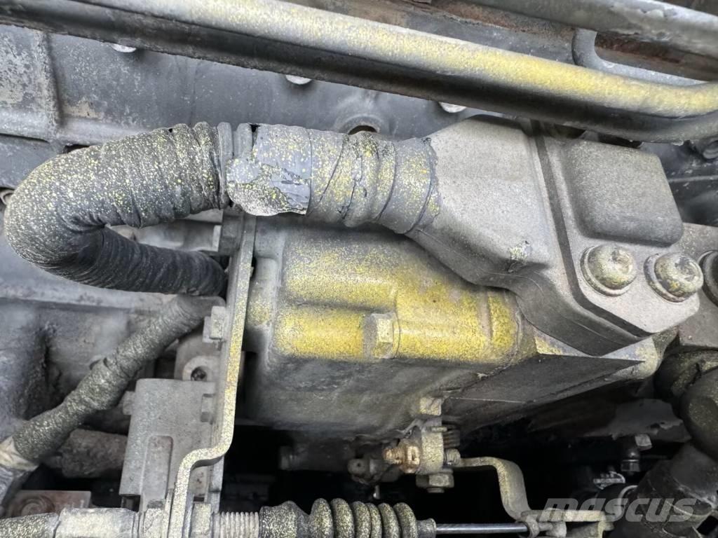 Sumitomo SH200 Roomikekskavaatorid