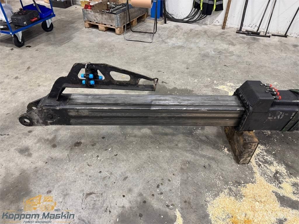 Valmet CRF12 Forvarderi kraanad