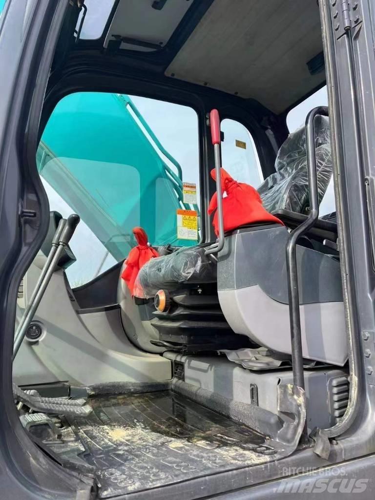 Kobelco SK210 Roomikekskavaatorid