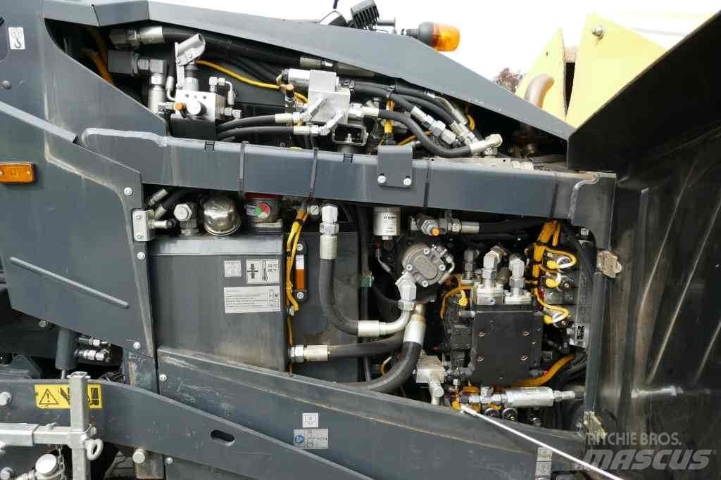Bomag BF 200 C-2 Väikesed asfaldimasinad