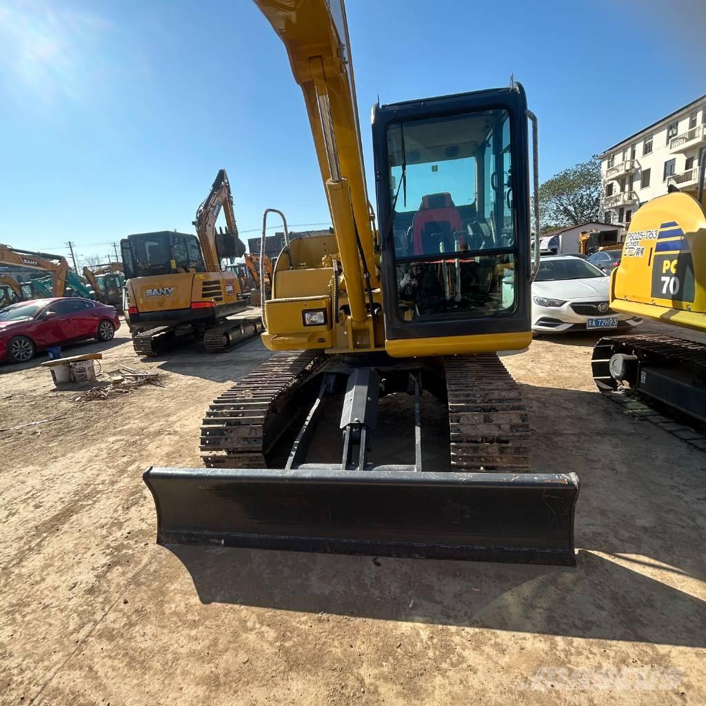 Komatsu PC 70 Roomikekskavaatorid