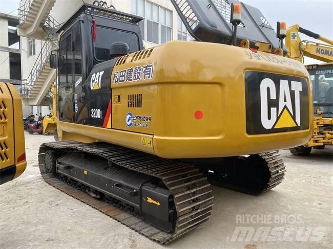 CAT 320 D Roomikekskavaatorid