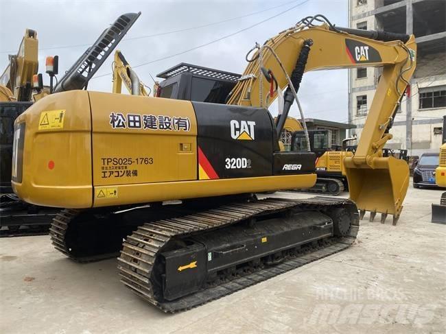 CAT 320 D Roomikekskavaatorid