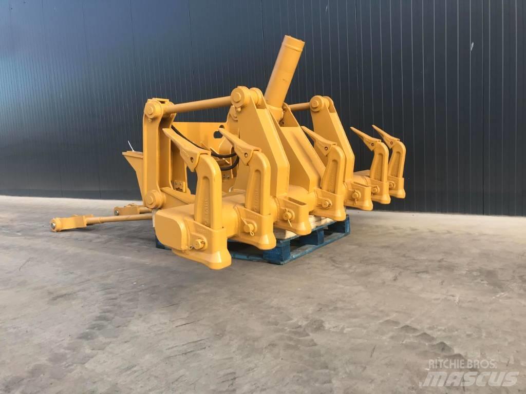 CAT 14M Kaabitsad