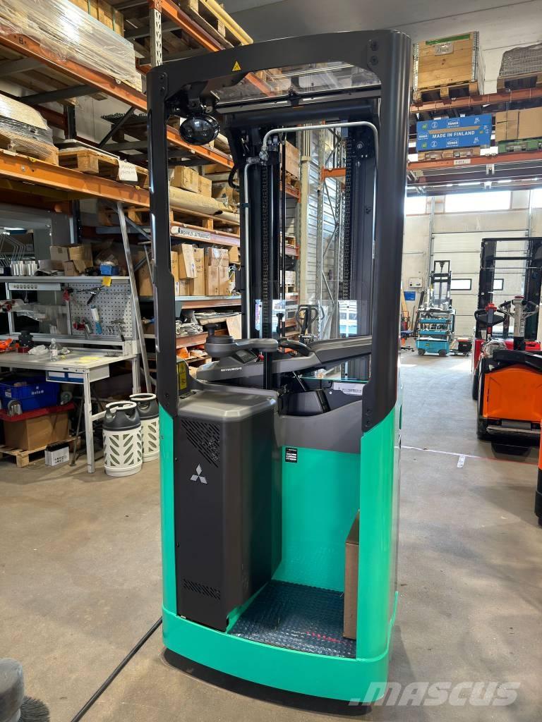 Mitsubishi SBR16N2 Platvormiga virnastajad