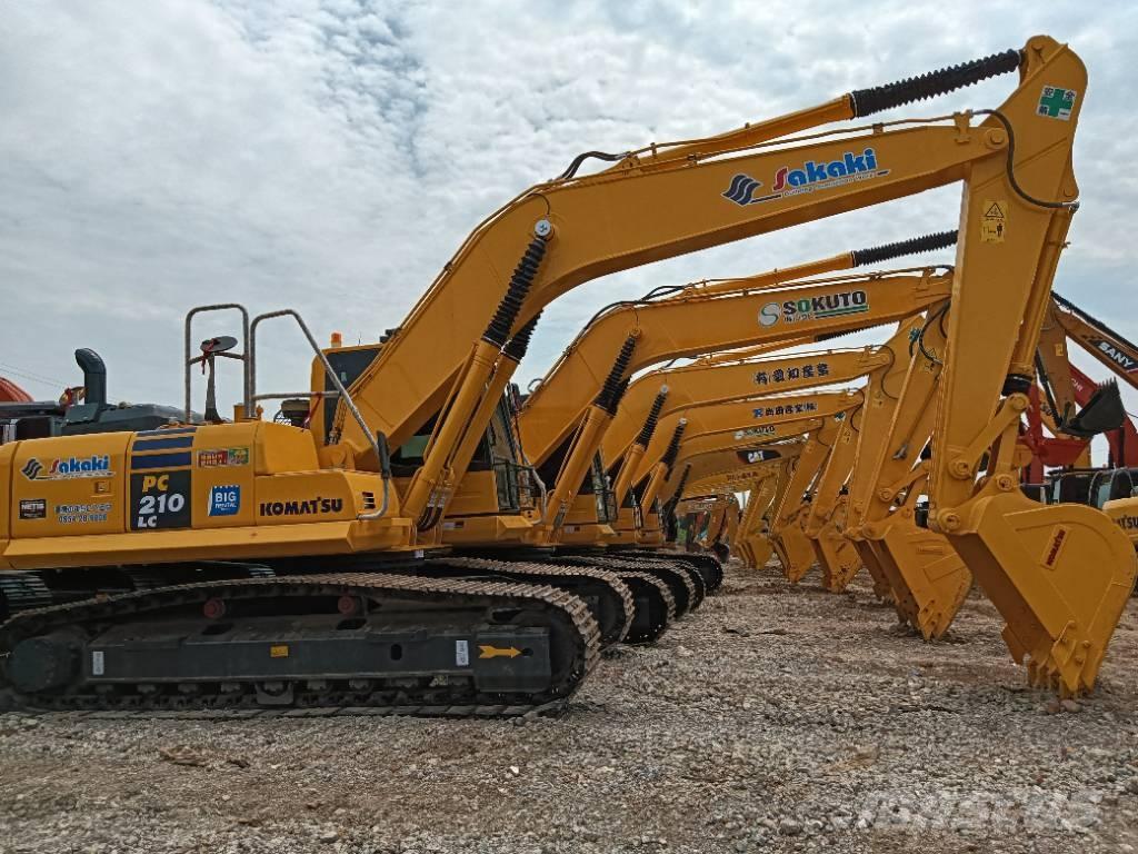 Komatsu PC 210 Roomikekskavaatorid