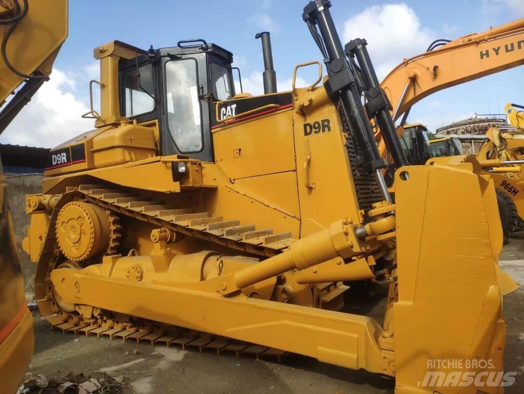 CAT D 9 R Buldooserid
