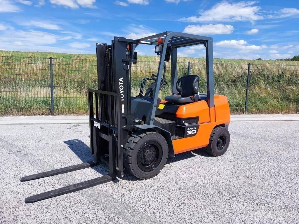 Toyota FDZN30 Diiseltõstukid