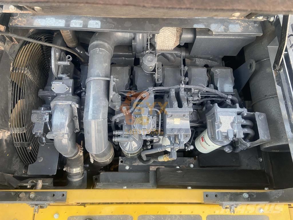 Komatsu PC 450 LC-8 Roomikekskavaatorid