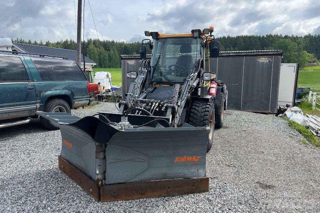 LM Trac 586 Muud laadurid