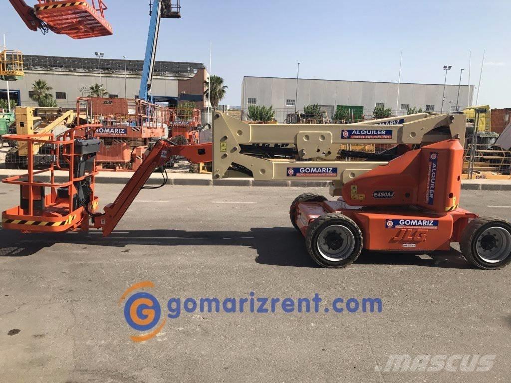 JLG E 450 AJ Iseliikuvad poomtõstukid
