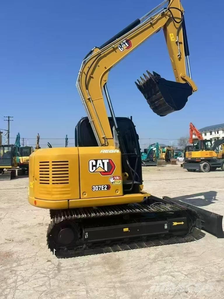 CAT 307E2 Roomikekskavaatorid