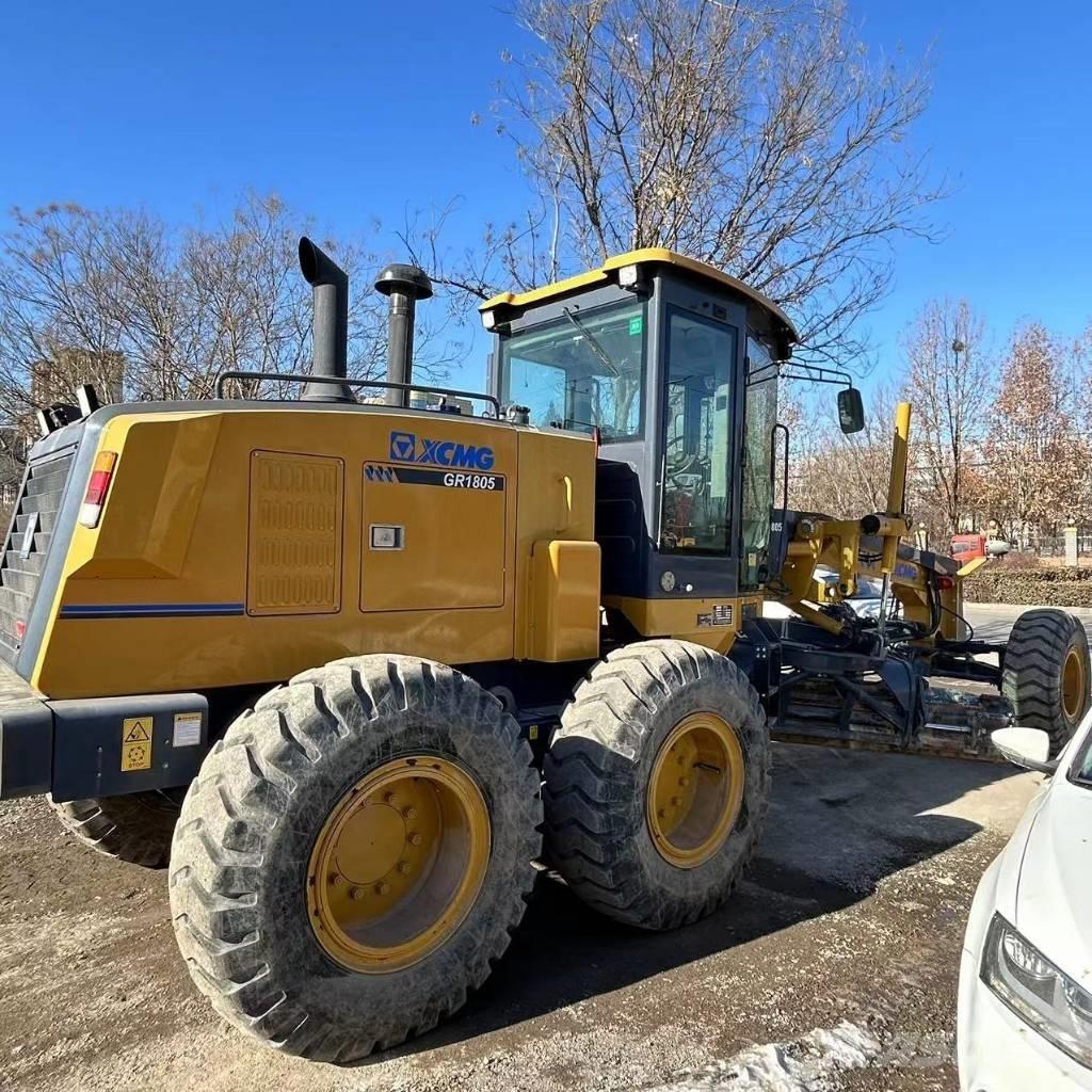 XCMG GR1805 Ratasbuldooserid